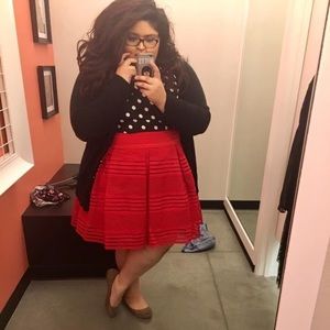 Torrid RED skirt. Elastic band. Size 4. Very comfy and flattering.